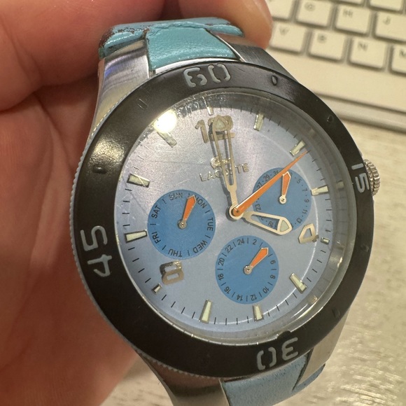 Lacoste Watch (3520D Sports Watch) (needs new battery) - Picture 3 of 10